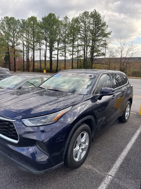 used 2022 Toyota Highlander car, priced at $31,619