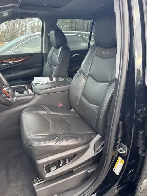 used 2019 Cadillac Escalade car, priced at $44,900