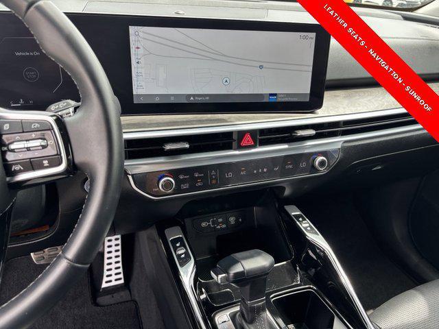 used 2025 Kia Sorento car, priced at $39,723