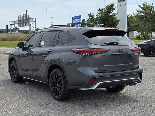 new 2025 Toyota Highlander car, priced at $48,675