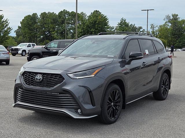 new 2025 Toyota Highlander car, priced at $48,675