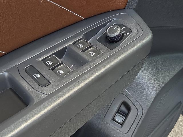 used 2023 Volkswagen Atlas car, priced at $34,652