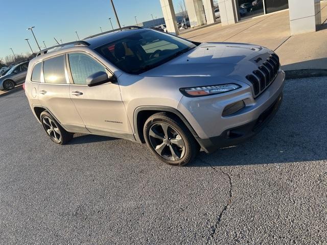 used 2018 Jeep Cherokee car