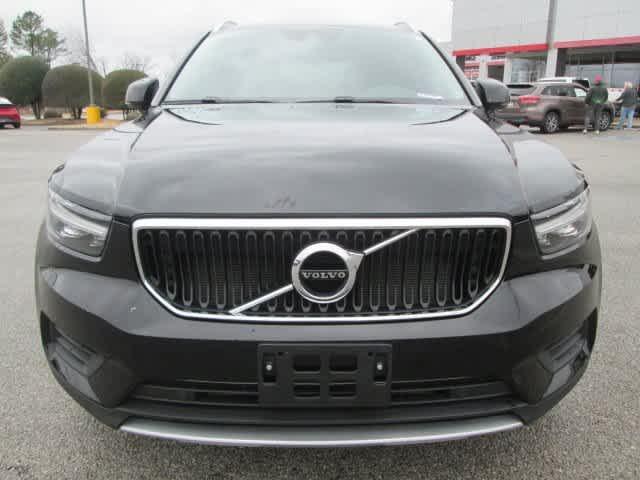 used 2022 Volvo XC40 car, priced at $29,996