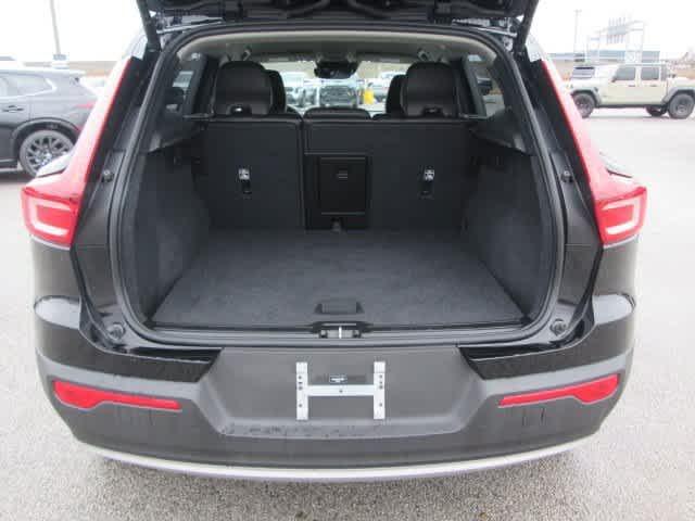 used 2022 Volvo XC40 car, priced at $29,996