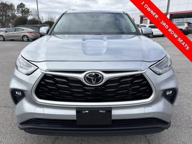 used 2024 Toyota Highlander car, priced at $39,997