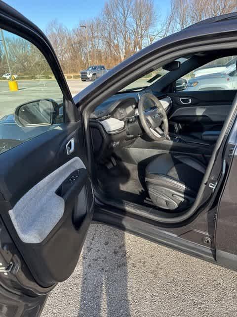 used 2023 Jeep Compass car, priced at $21,899