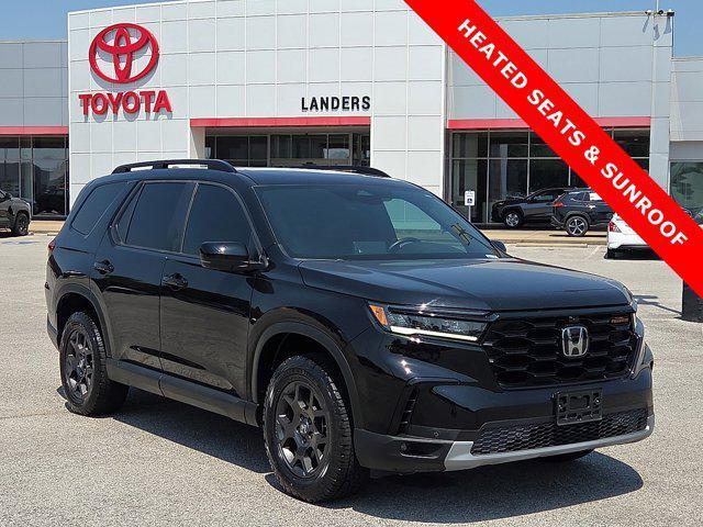 used 2023 Honda Pilot car, priced at $43,996