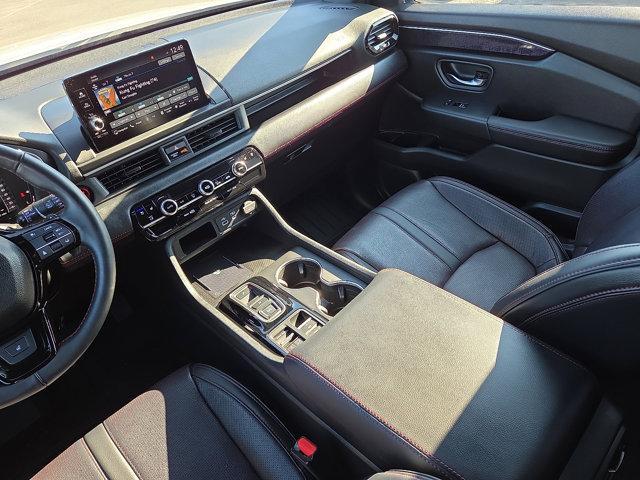 used 2025 Honda Pilot car, priced at $50,119