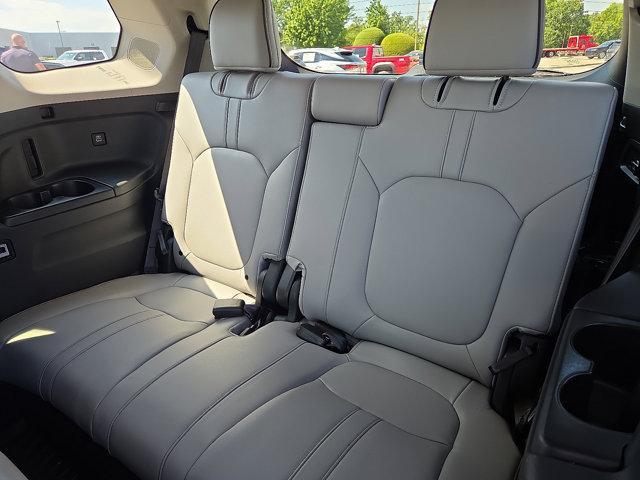 used 2023 Honda Pilot car, priced at $45,895