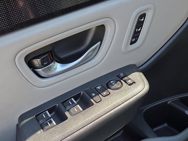 used 2023 Honda Pilot car, priced at $45,895