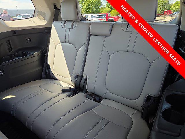 used 2023 Honda Pilot car, priced at $40,029