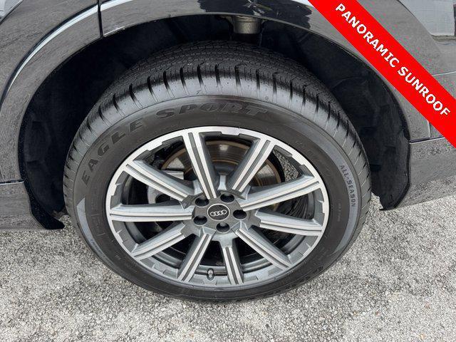 used 2023 Audi Q7 car, priced at $39,989