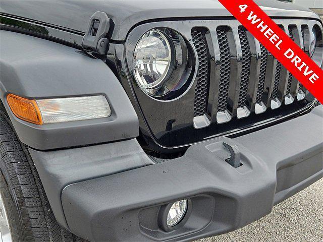 used 2022 Jeep Wrangler Unlimited car, priced at $35,546