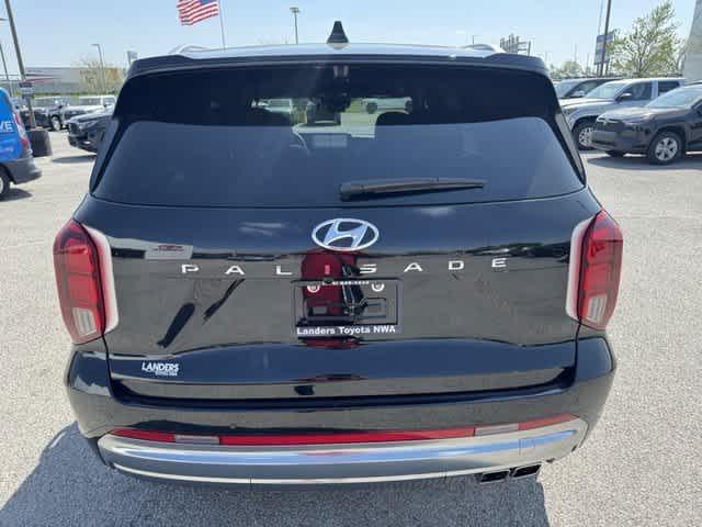 used 2024 Hyundai Palisade car, priced at $45,071