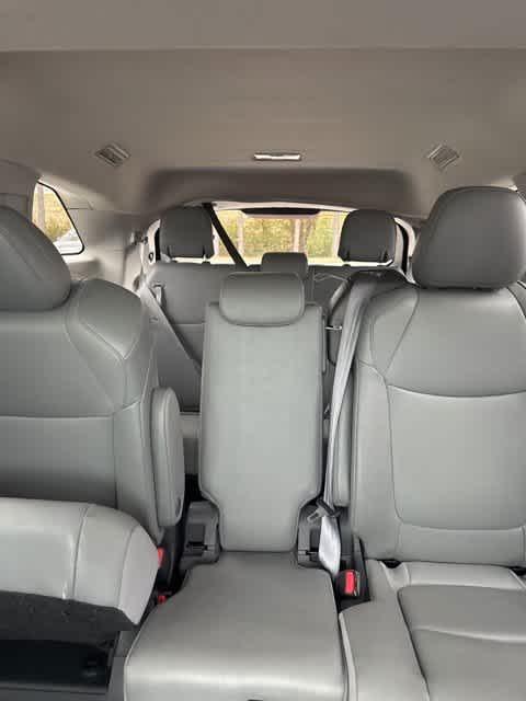 used 2023 Toyota Sienna car, priced at $43,873