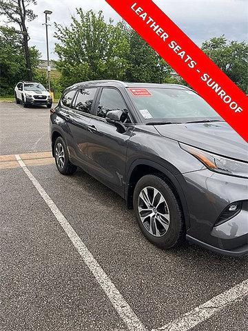 used 2023 Toyota Highlander car, priced at $41,220