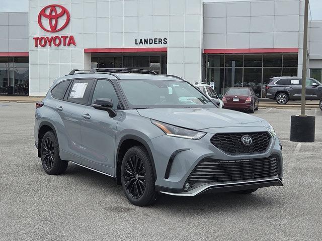 new 2025 Toyota Highlander car, priced at $51,306