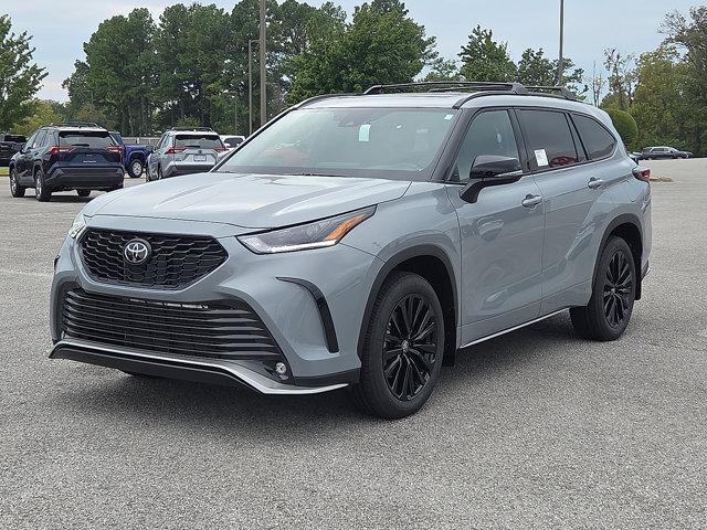 new 2025 Toyota Highlander car, priced at $51,306