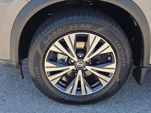 used 2021 Nissan Rogue car, priced at $21,994