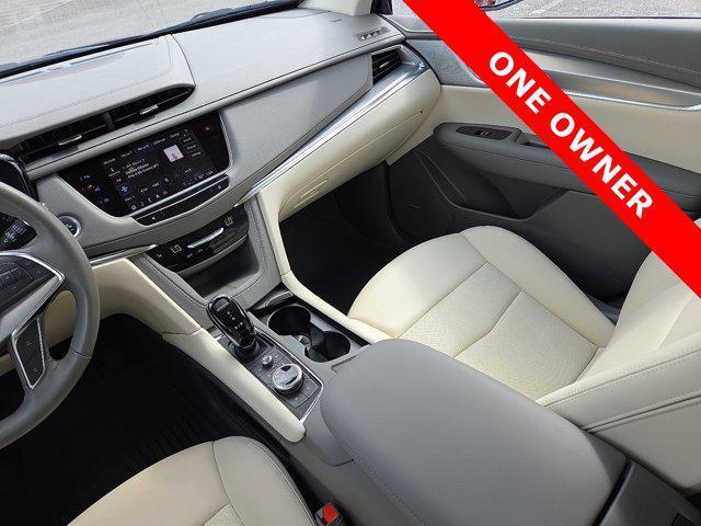 used 2024 Cadillac XT5 car, priced at $44,996