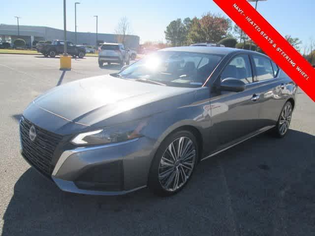 used 2023 Nissan Altima car, priced at $21,788