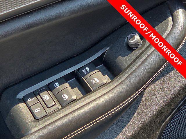 used 2024 Jeep Grand Cherokee car, priced at $34,992