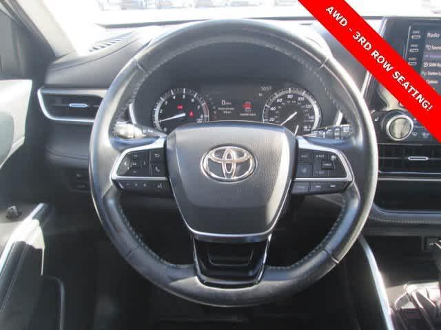 used 2021 Toyota Highlander car, priced at $30,455