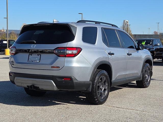 used 2024 Honda Pilot car, priced at $43,718