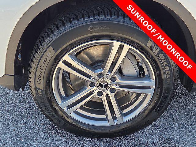 used 2022 Mercedes-Benz GLC 300 car, priced at $31,886