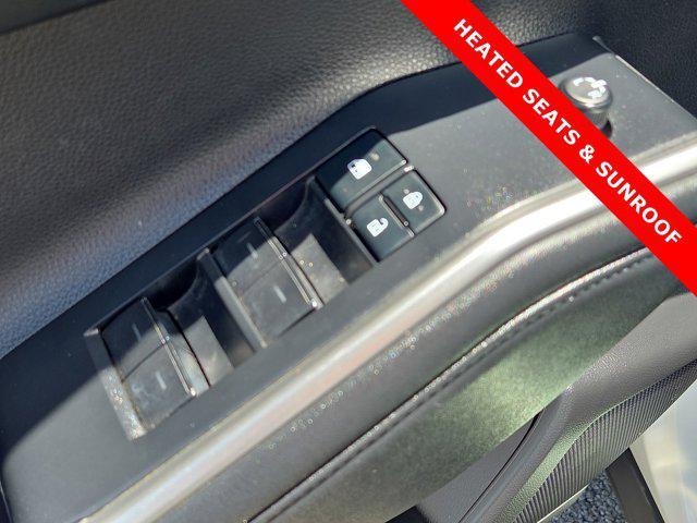 used 2021 Toyota Highlander car, priced at $30,784