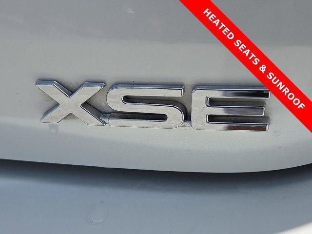 used 2021 Toyota Highlander car, priced at $30,784