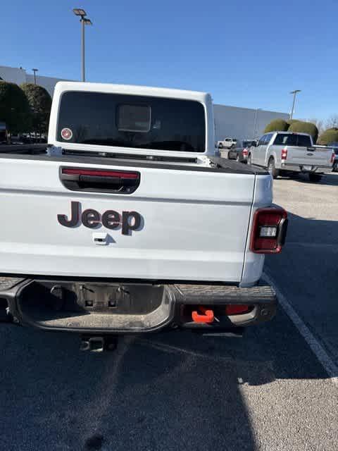 used 2024 Jeep Gladiator car, priced at $55,634