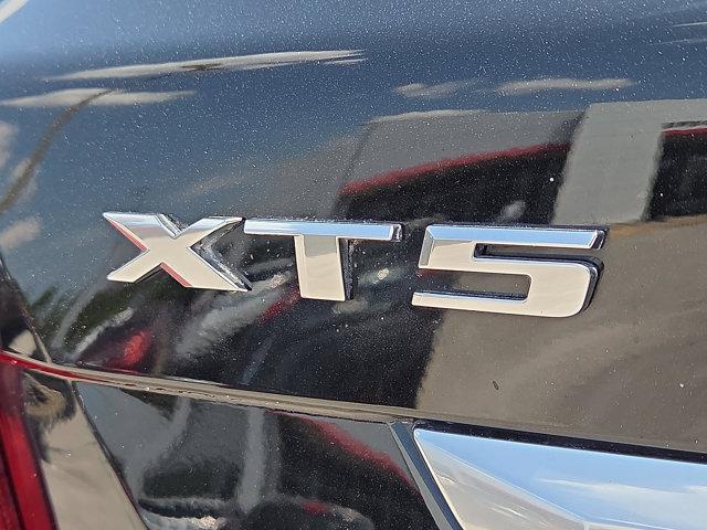 used 2024 Cadillac XT5 car, priced at $46,956