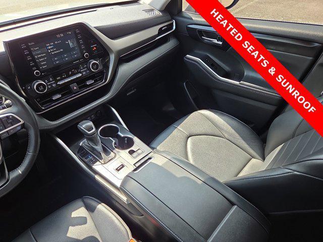 used 2022 Toyota Highlander Hybrid car, priced at $41,000