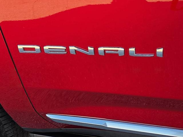 used 2024 GMC Yukon car, priced at $77,119