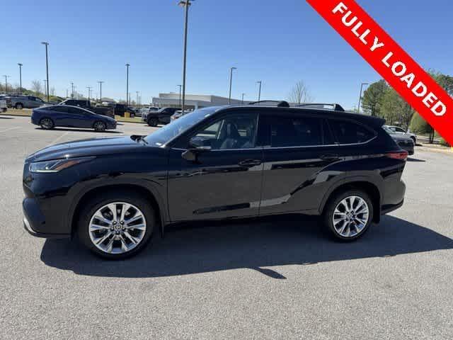 used 2023 Toyota Highlander car, priced at $45,500
