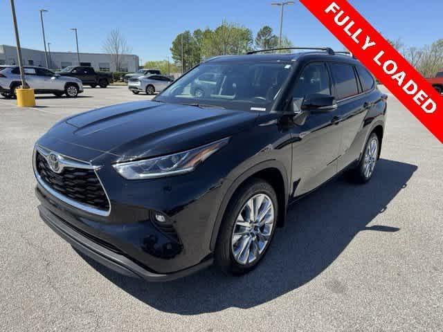 used 2023 Toyota Highlander car, priced at $45,500