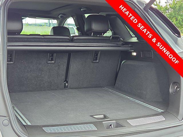 used 2023 Cadillac XT5 car, priced at $32,400