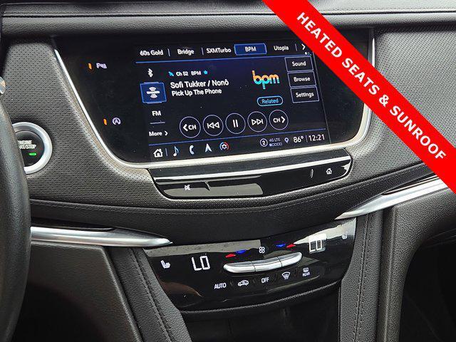 used 2023 Cadillac XT5 car, priced at $32,400