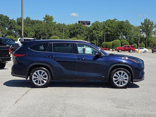 used 2023 Toyota Highlander Hybrid car, priced at $45,995