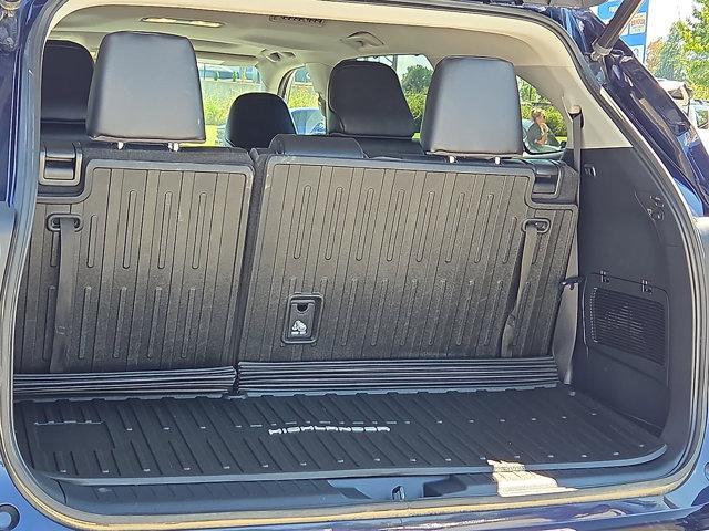 used 2023 Toyota Highlander Hybrid car, priced at $45,995