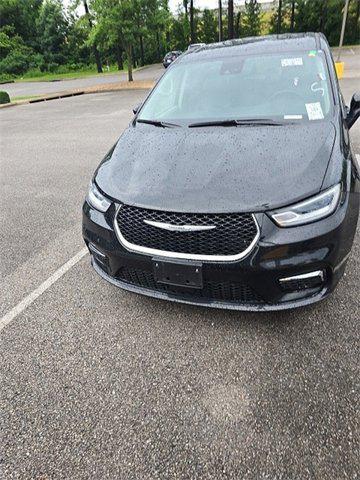 used 2023 Chrysler Pacifica car, priced at $27,930