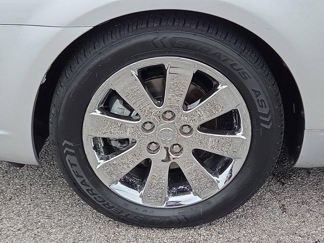 used 2005 Toyota Avalon car, priced at $9,998
