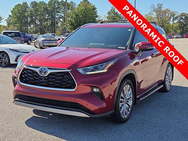 used 2022 Toyota Highlander Hybrid car, priced at $39,784