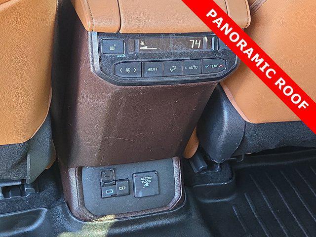 used 2022 Toyota Highlander Hybrid car, priced at $39,784