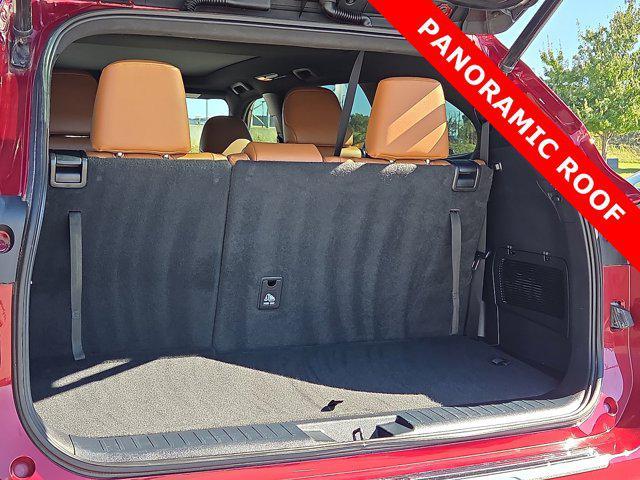 used 2022 Toyota Highlander Hybrid car, priced at $39,784