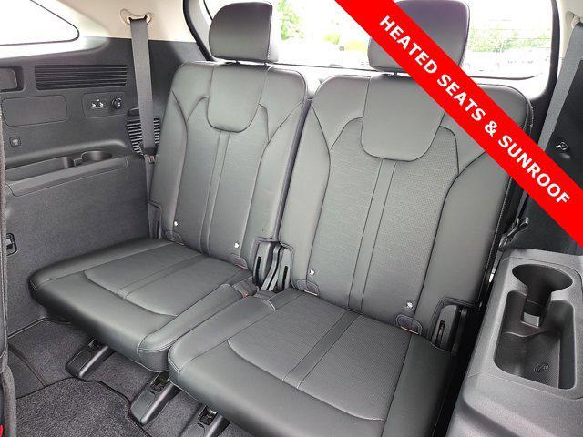 used 2024 Kia Sorento car, priced at $36,583