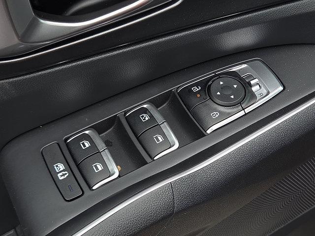 used 2024 Kia Sorento car, priced at $36,121