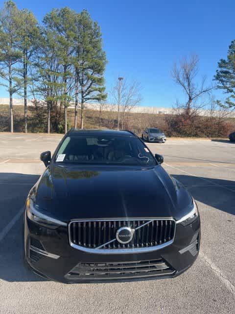 used 2022 Volvo XC60 car, priced at $34,187